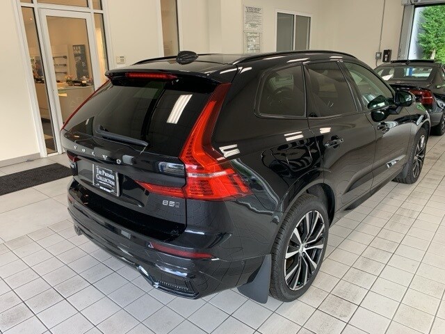 2024 Volvo XC60 B5 Plus photo 3