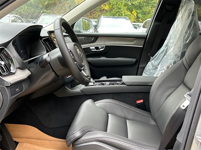 2026 Volvo XC90 Ultra - Photo 10