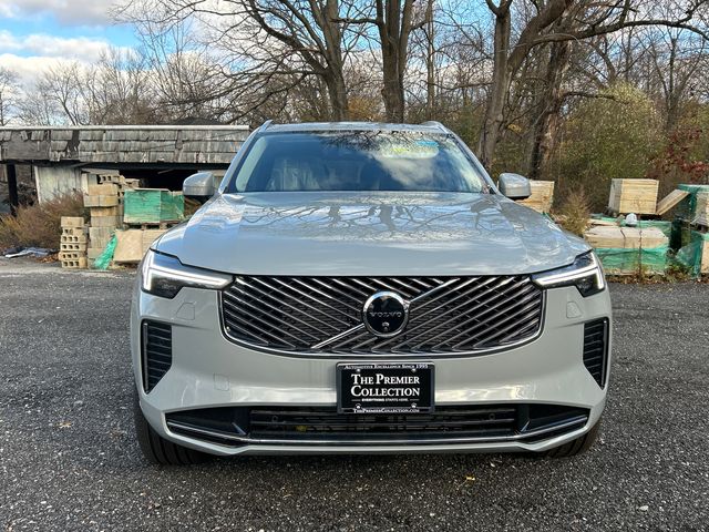 2026 Volvo XC90 Plus - Photo 6