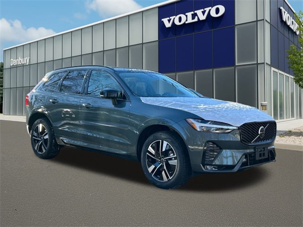 New 2026 Volvo XC60 B5 Plus SUV