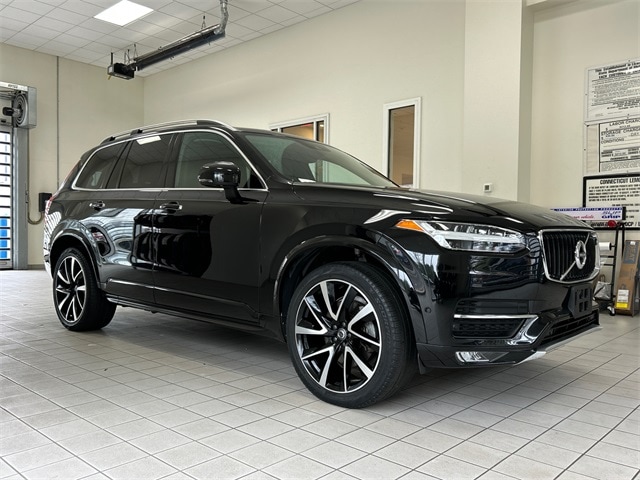 2019 Volvo XC90 Momentum