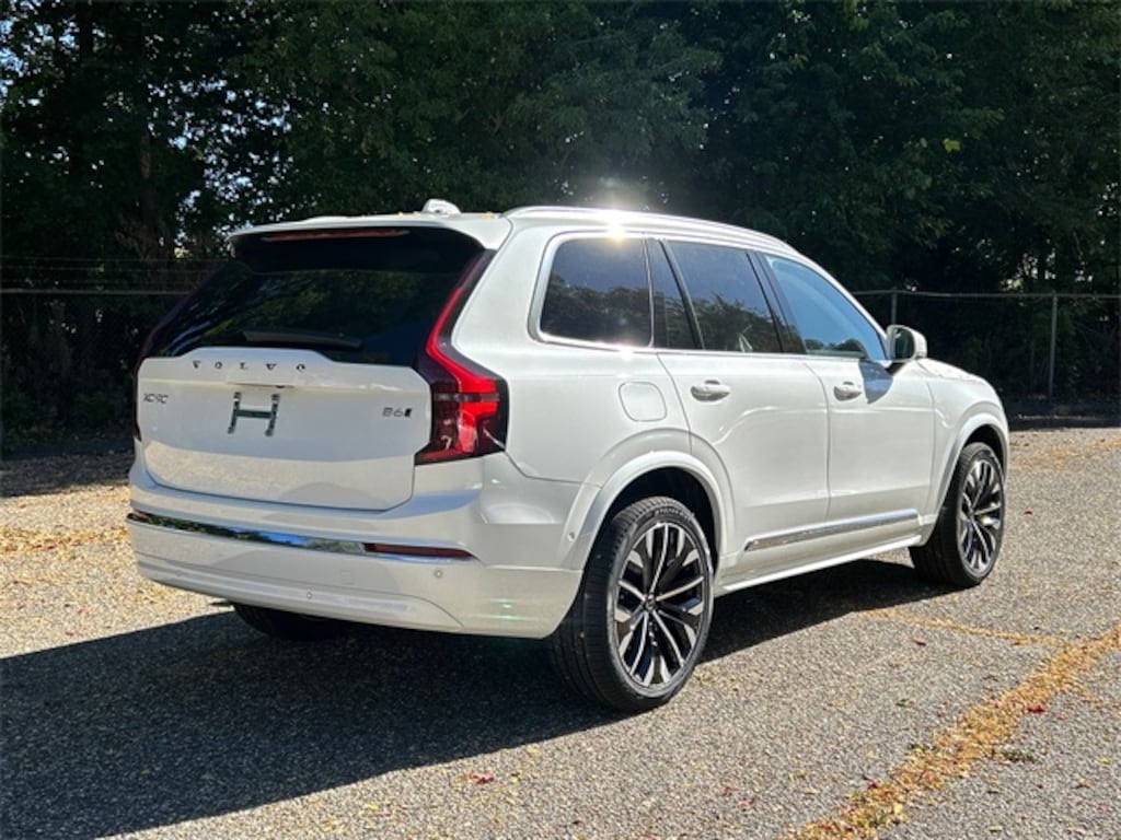 New 2026 Volvo XC90 B6 Ultra 7-Seater SUV