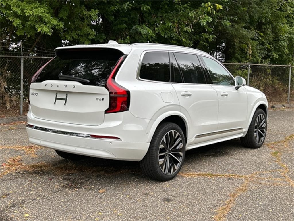 New 2026 Volvo XC90 B6 Ultra 7-Seater SUV