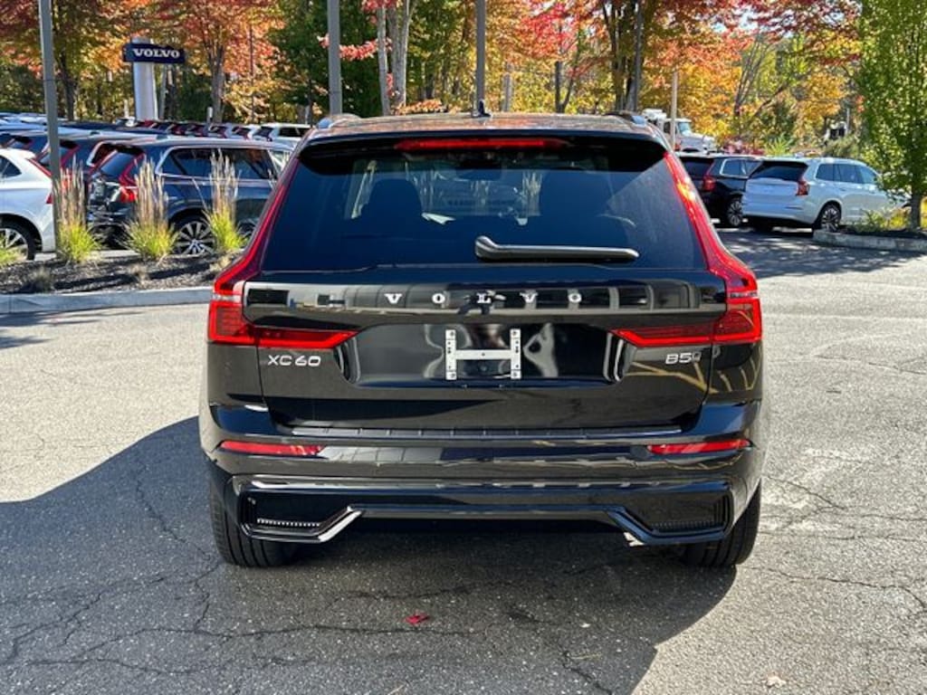 New 2026 Volvo XC60 B5 Plus SUV
