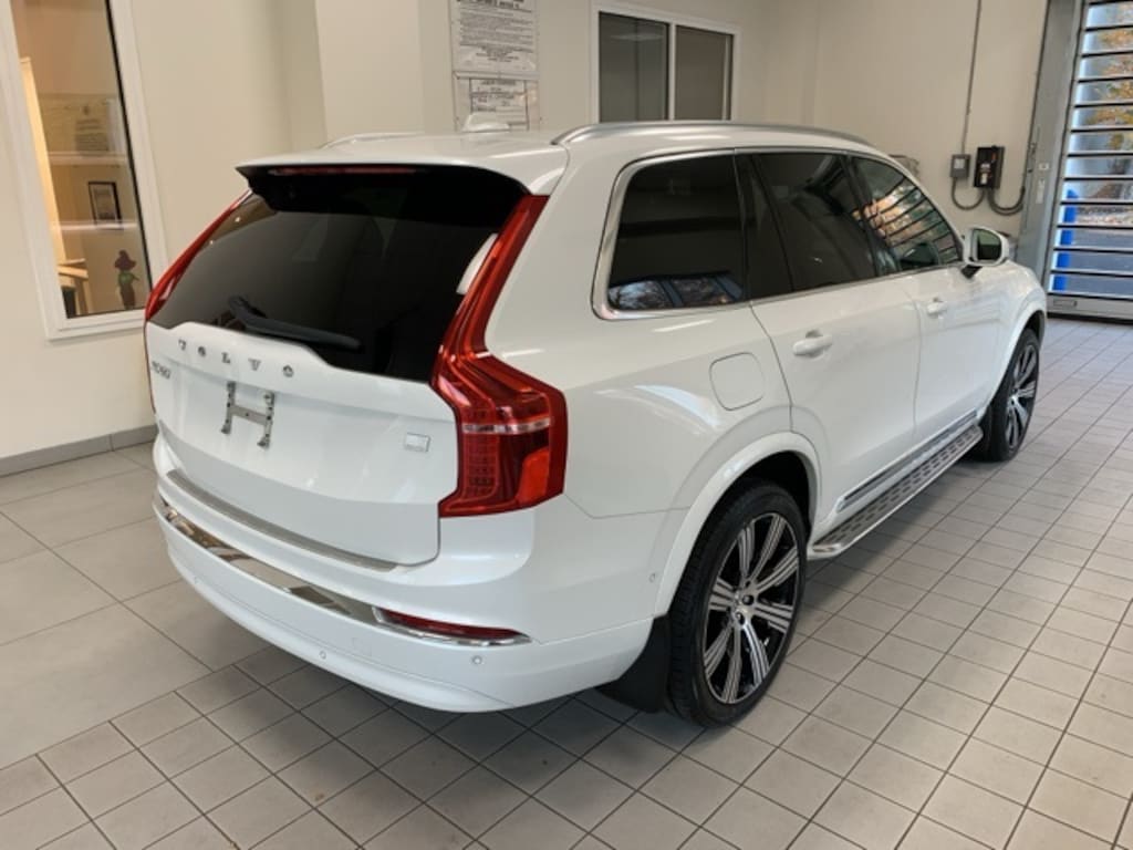 Certified 2023 Volvo XC90 Recharge Plug-In Hybrid T8 Plus Bright Theme 7 Passenger SUV