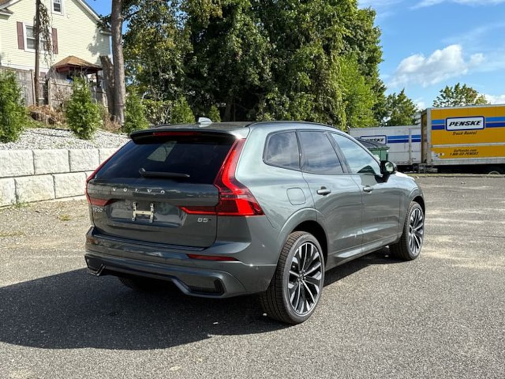 New 2027 Volvo XC60 Ultra SUV