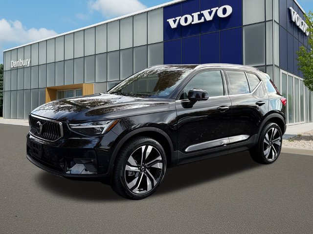 2024 Volvo XC40 Ultimate SUV