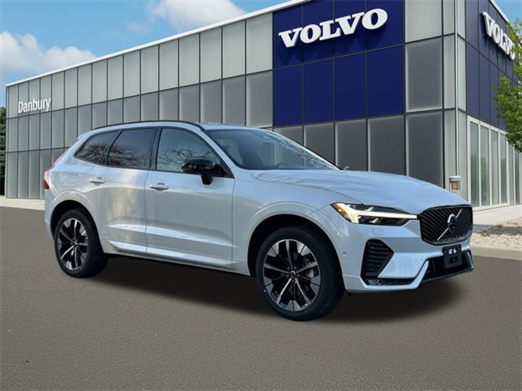 New 2026 Volvo XC60 B5 Plus SUV