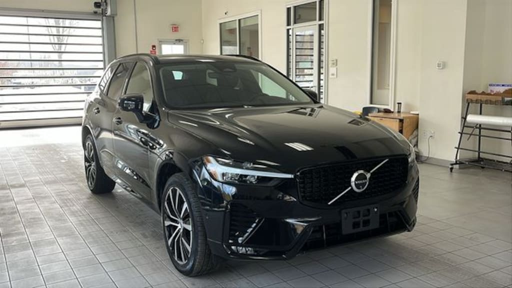 Certified 2025 Volvo XC60 B5 Plus SUV