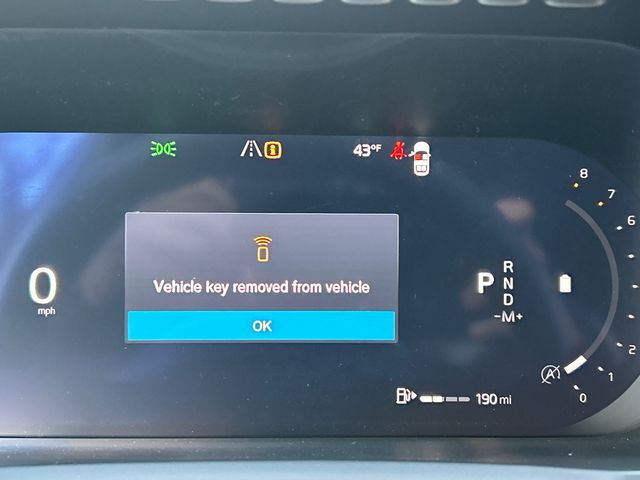2026 Volvo XC90 Plus - Photo 15