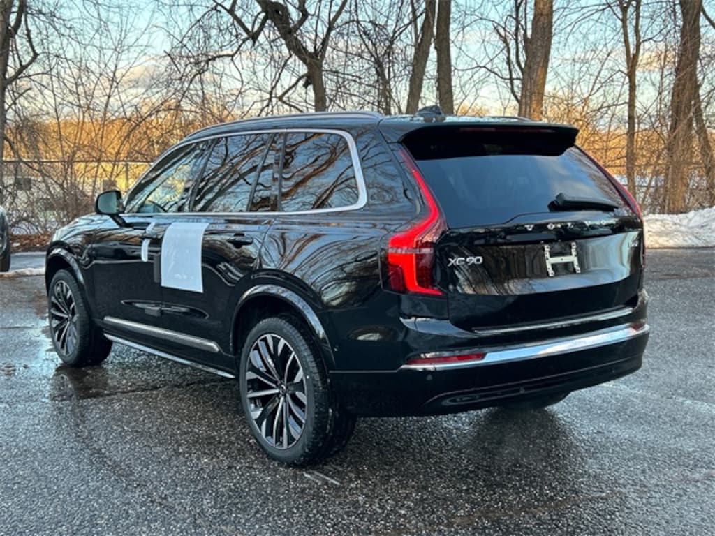 New 2026 Volvo XC90 B6 Plus 7-Seater SUV
