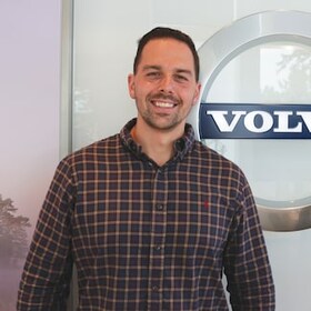 Staff member Carlo Juliano from ID_888d2b