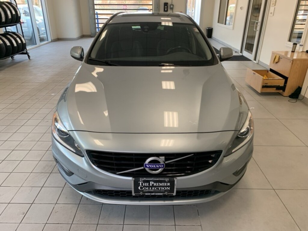 Used 2018 Volvo V60 T5 Dynamic Wagon