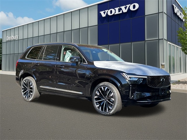 2026 Volvo XC90 Plus's photo