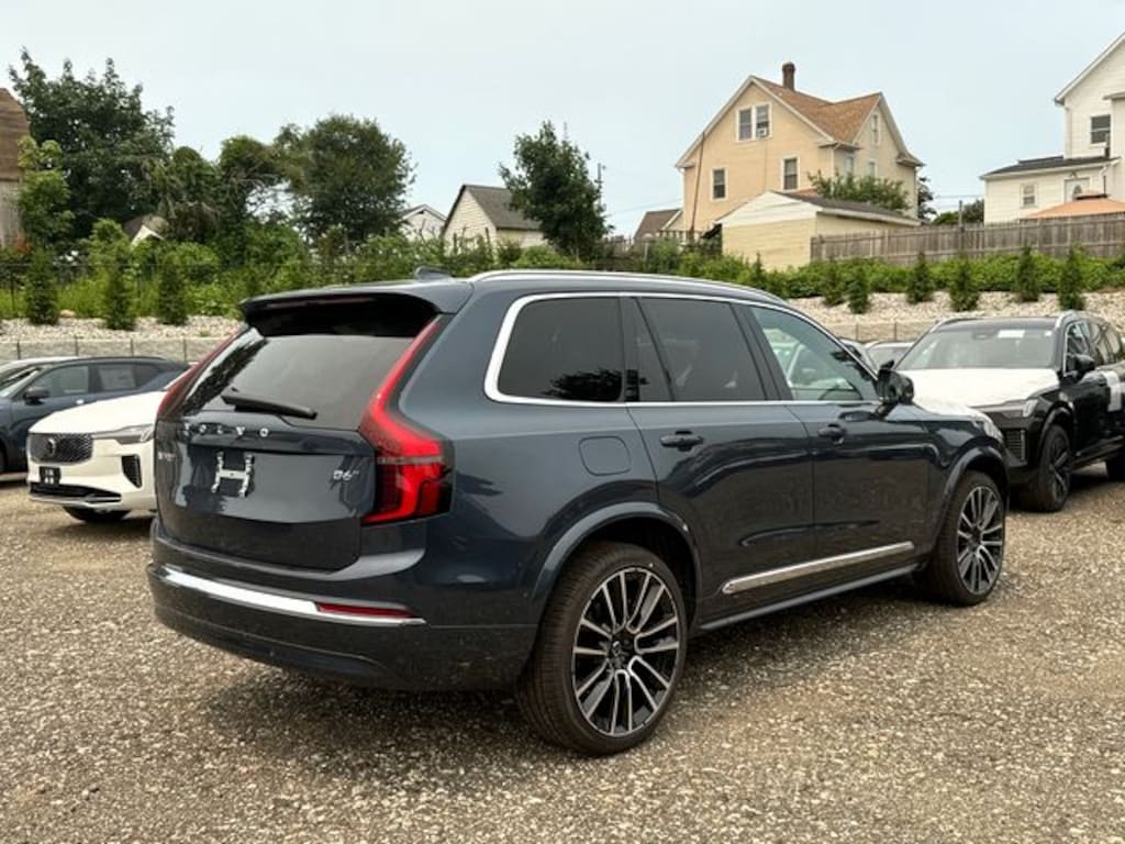 New 2026 Volvo XC90 B6 Plus 7-Seater SUV
