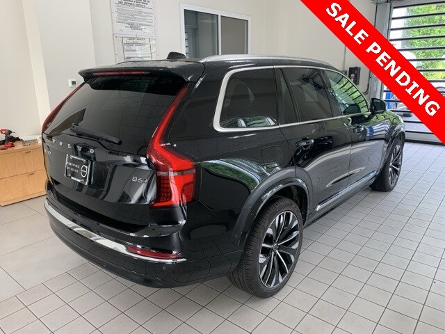2025 Volvo XC90 Plus photo 3