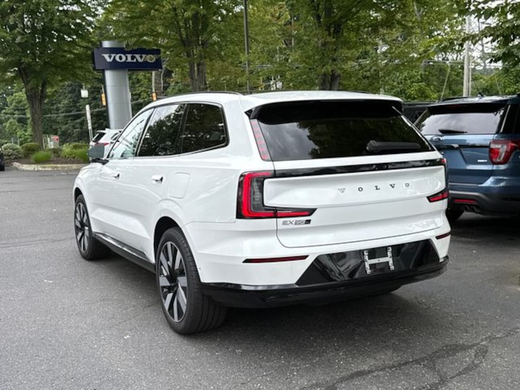 Certified 2025 Volvo EX90 Twin Motor Plus SUV