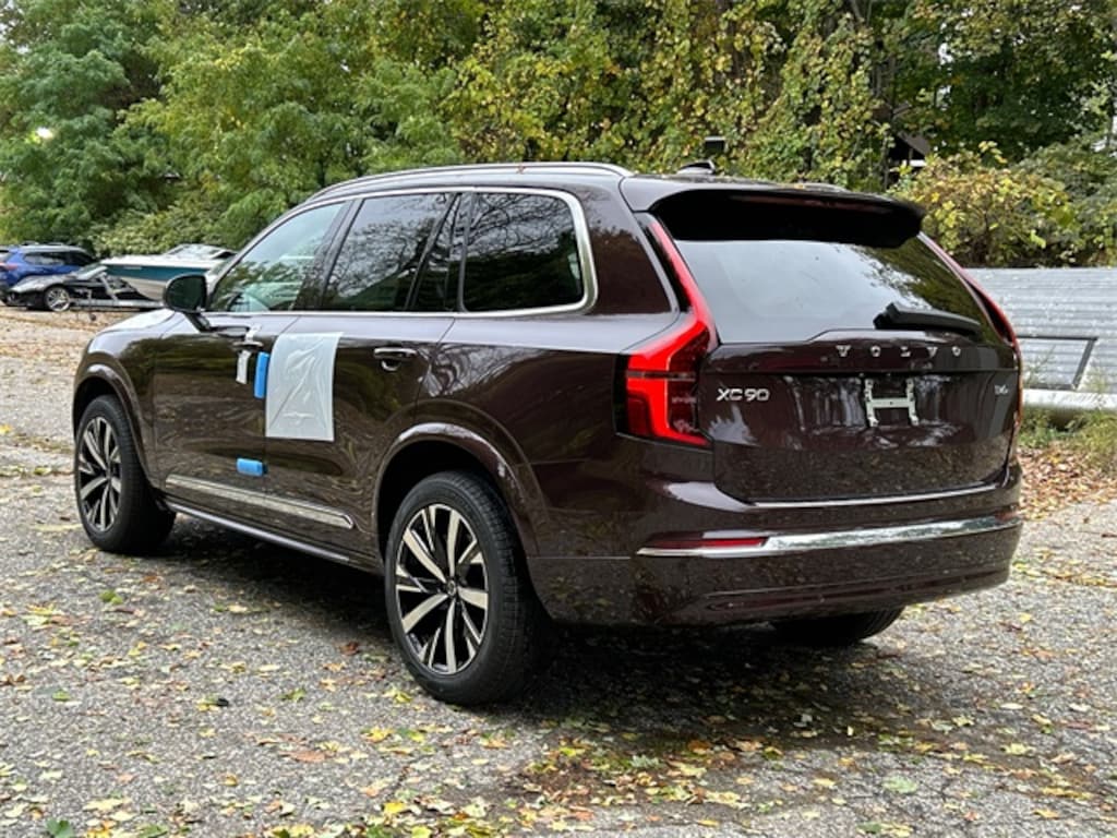 New 2026 Volvo XC90 B6 Core SUV