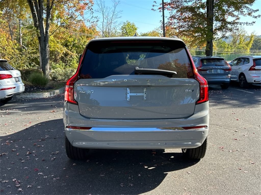 New 2026 Volvo XC90 B6 Plus 7-Seater SUV