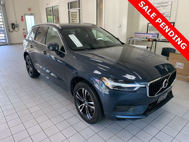 2019 Volvo XC60 T6 Momentum photo 3