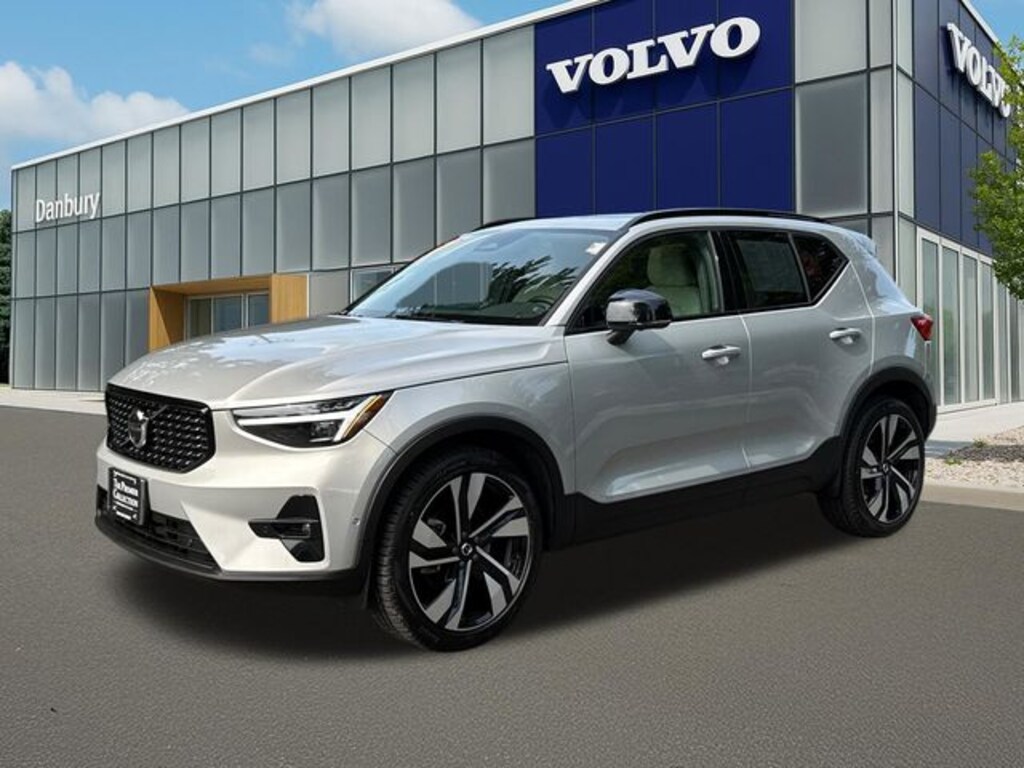 Certified 2024 Volvo XC40 Ultimate SUV