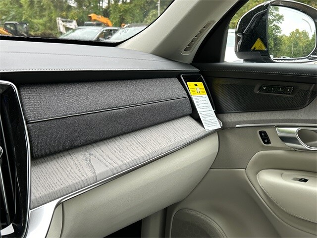 2026 Volvo XC90 Ultra - Photo 17