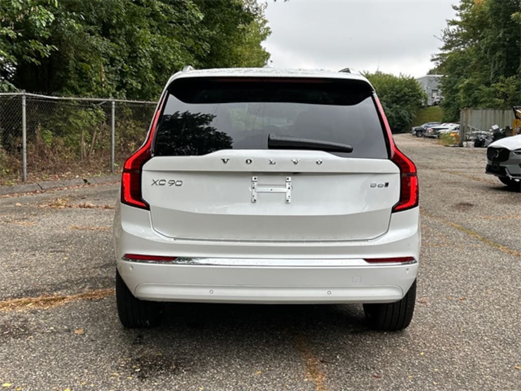 New 2026 Volvo XC90 B6 Plus 7-Seater SUV