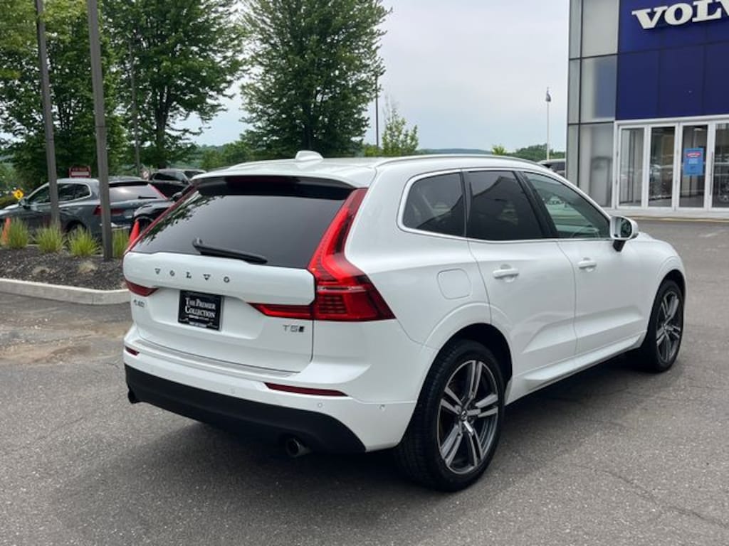 Used 2019 Volvo XC60 T5 Momentum SUV