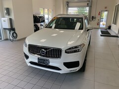 2023 Volvo XC90 B5 Core SUV