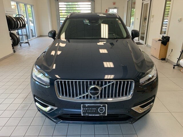 2024 Volvo XC90 B5 Core photo 2