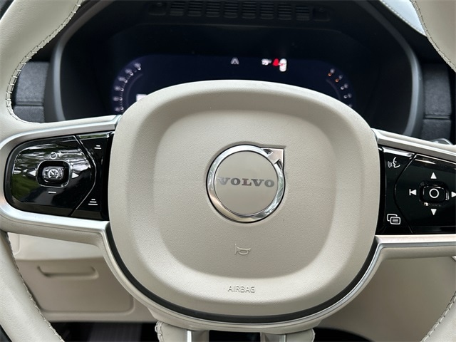 2026 Volvo XC90 Ultra - Photo 11