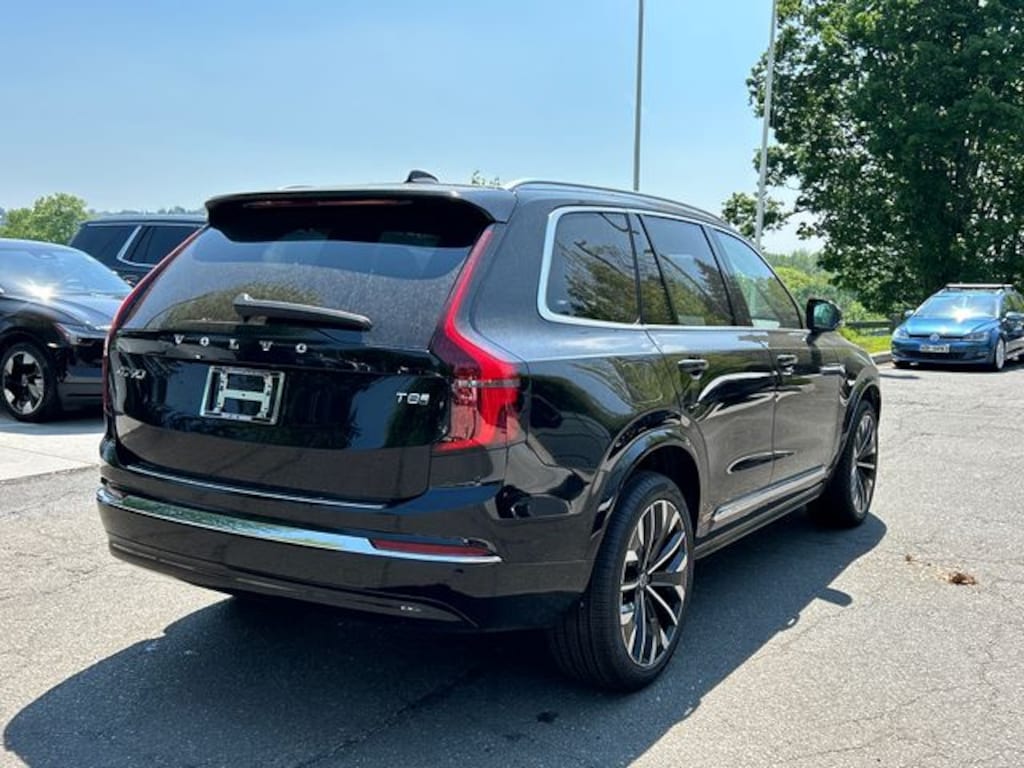 New 2026 Volvo XC90 plug-in hybrid T8 Ultra 7-Seater SUV