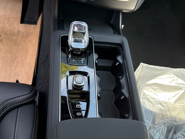 2026 Volvo XC90 Ultra - Photo 17