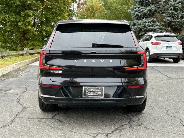 2025 Volvo EX90 Twin Motor Performance Plus photo 3