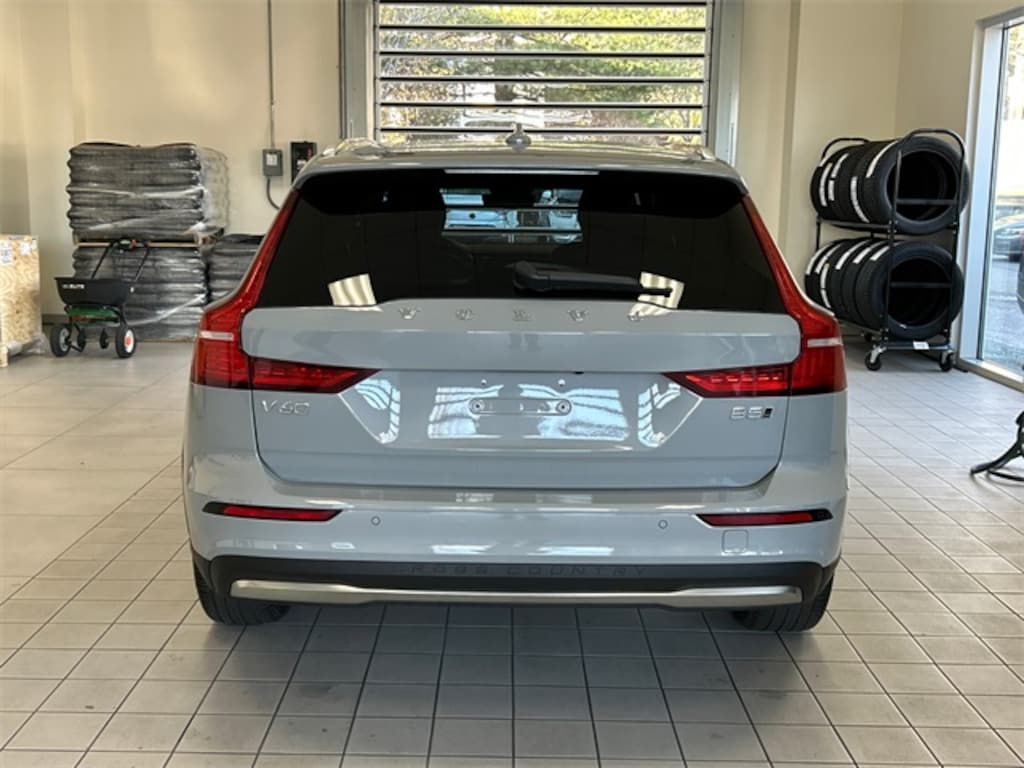 Certified 2025 Volvo V60 Cross Country B5 Plus Wagon