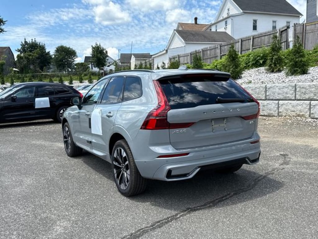 Used 2026 Volvo XC60 B5 Plus SUV