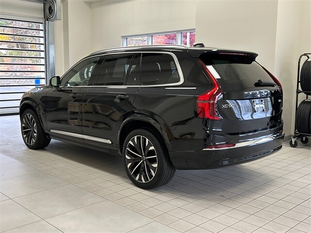 2025 Volvo XC90 Plus photo 4