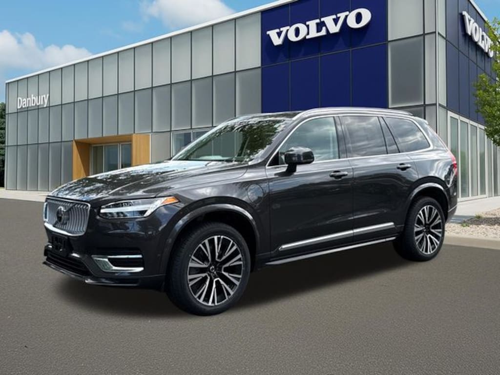 Certified 2025 Volvo XC90 plug-in hybrid T8 Plus SUV