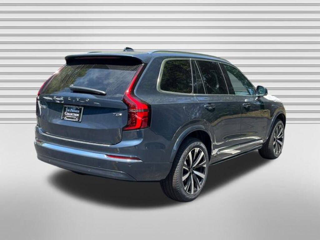 New 2026 Volvo XC90 plug-in hybrid T8 Core SUV
