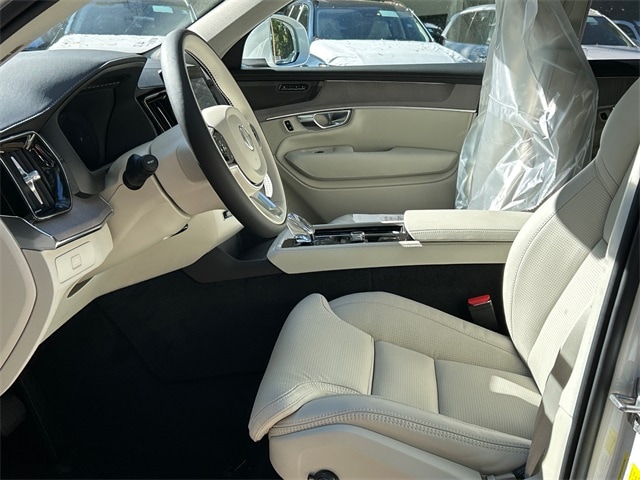 2026 Volvo XC90 Ultra - Photo 10