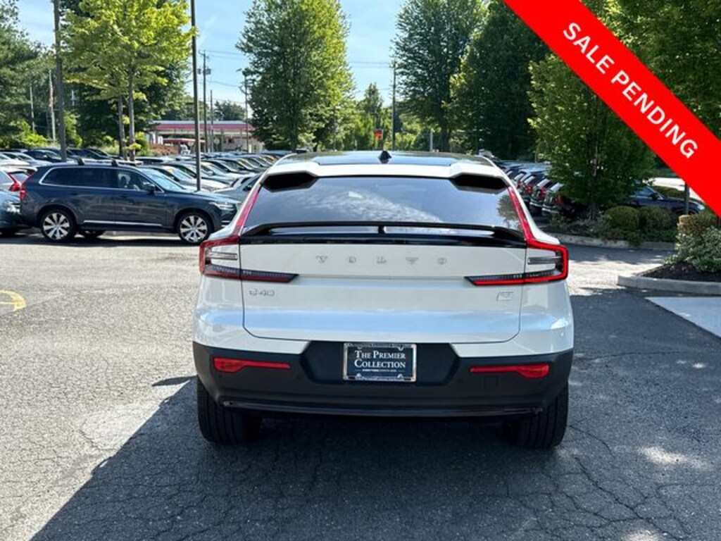 Certified 2023 Volvo C40 Recharge Pure Electric Twin Core SUV