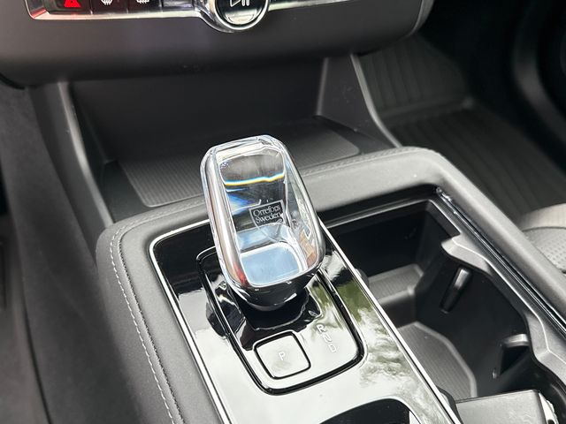 2026 Volvo XC90 Ultra - Photo 17