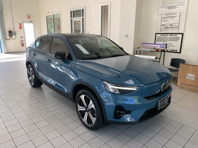 2023 Volvo C40 Recharge Plus photo 3