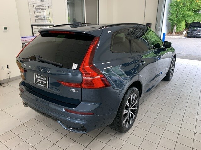 2024 Volvo XC60 B5 Plus photo 4