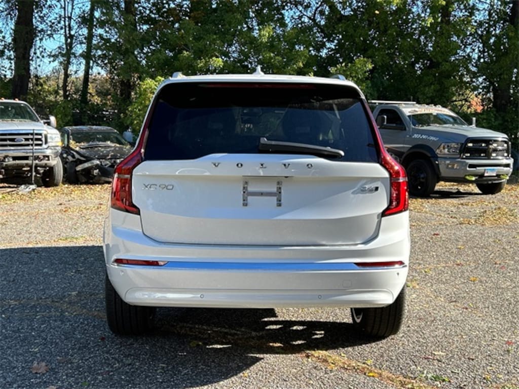 New 2026 Volvo XC90 B6 Plus 7-Seater SUV