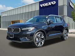 2023 Volvo XC40 B5 Plus Bright Theme SUV
