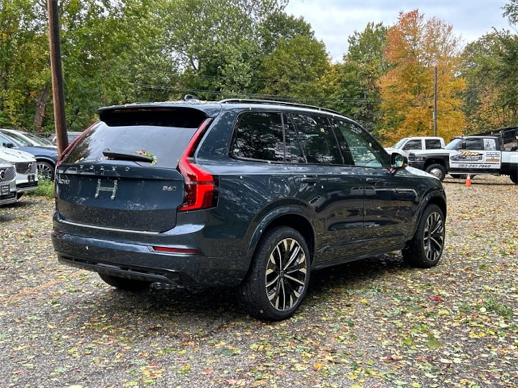 New 2026 Volvo XC90 B6 Ultra Dark Theme 7-Seater SUV