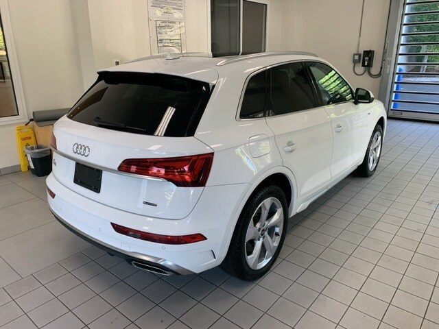 2022 Audi Q5 45 S line Premium Plus photo 4
