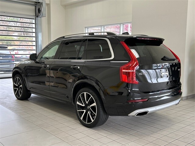 2019 Volvo XC90 T6 Momentum photo 4