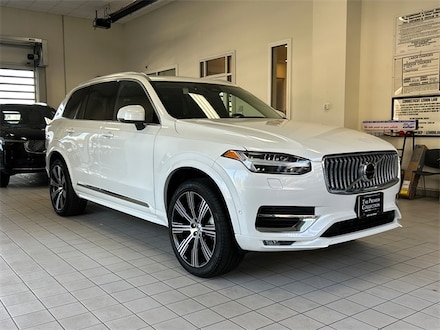 2025 Volvo XC90 B6 Ultra SUV